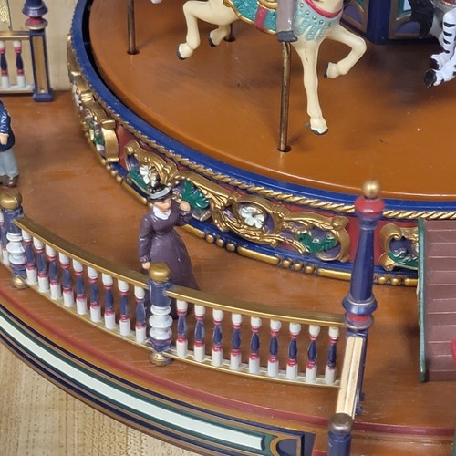 Mr. Christmas Holiday Around the World Carousel Musical 2003 - Picture 4 of 11