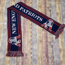 FOREVER NEW ENGLAND PATRIOTS SCARVE