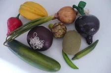 Paper Mache and Plastic Fruits & Vegetables Mint Condition