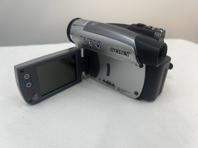Sony HandyCam DCR-HC36 20x Optical Zoom 800x Digital Silver