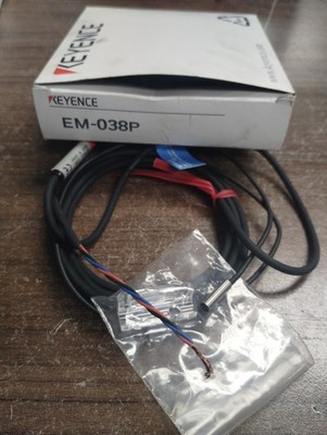 !NEW OLD STOCK!  KEYENCE CORP EM-038P PROXIMITY SWITCH