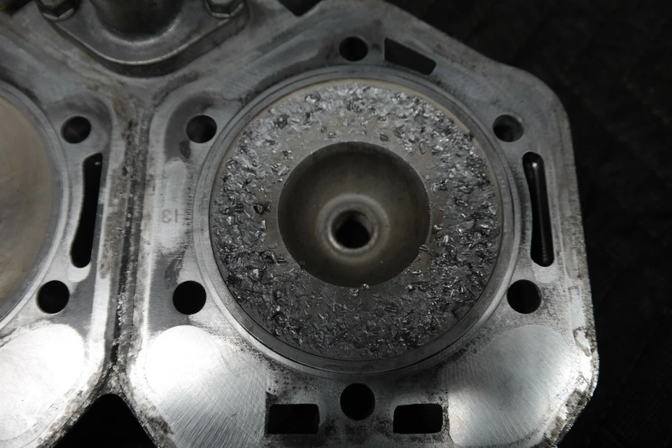 2004 BRP Bombardier Ski-Doo Summit 800 Cylinder Head Cover SB2 - Image 4 of 4