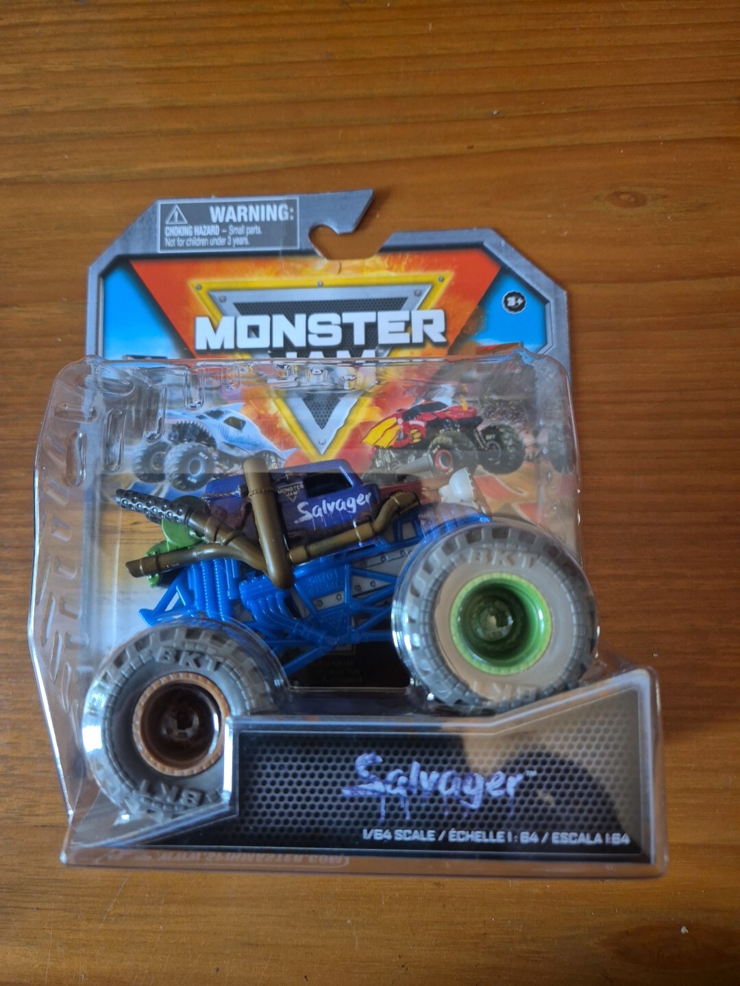 Monster Jam Salvager Monster Truck 1:64 Monster Trucks