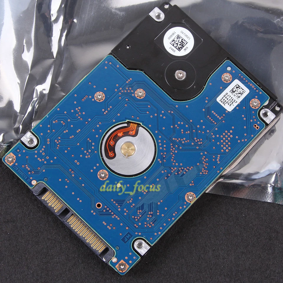 HTS547575A9E384 - HGST 750 GB 2.5" 5400 RPM SATA Hard Disk Drive HDD - Image 2 of 2