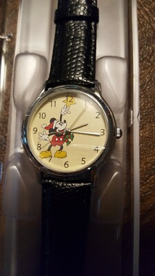 Disney Time Works~ Santa Mickey Mouse Watch Christmas Themed  display picture 2