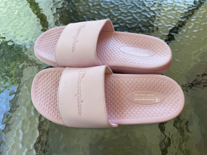 Champion Women’s Pink Leather Logo Slide Sandals Slip-On Size 7 Standard