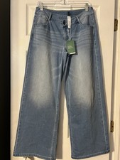Halara Flex Asymmetric Jeans Low Rise Medium Regular Light Wash Runs Big