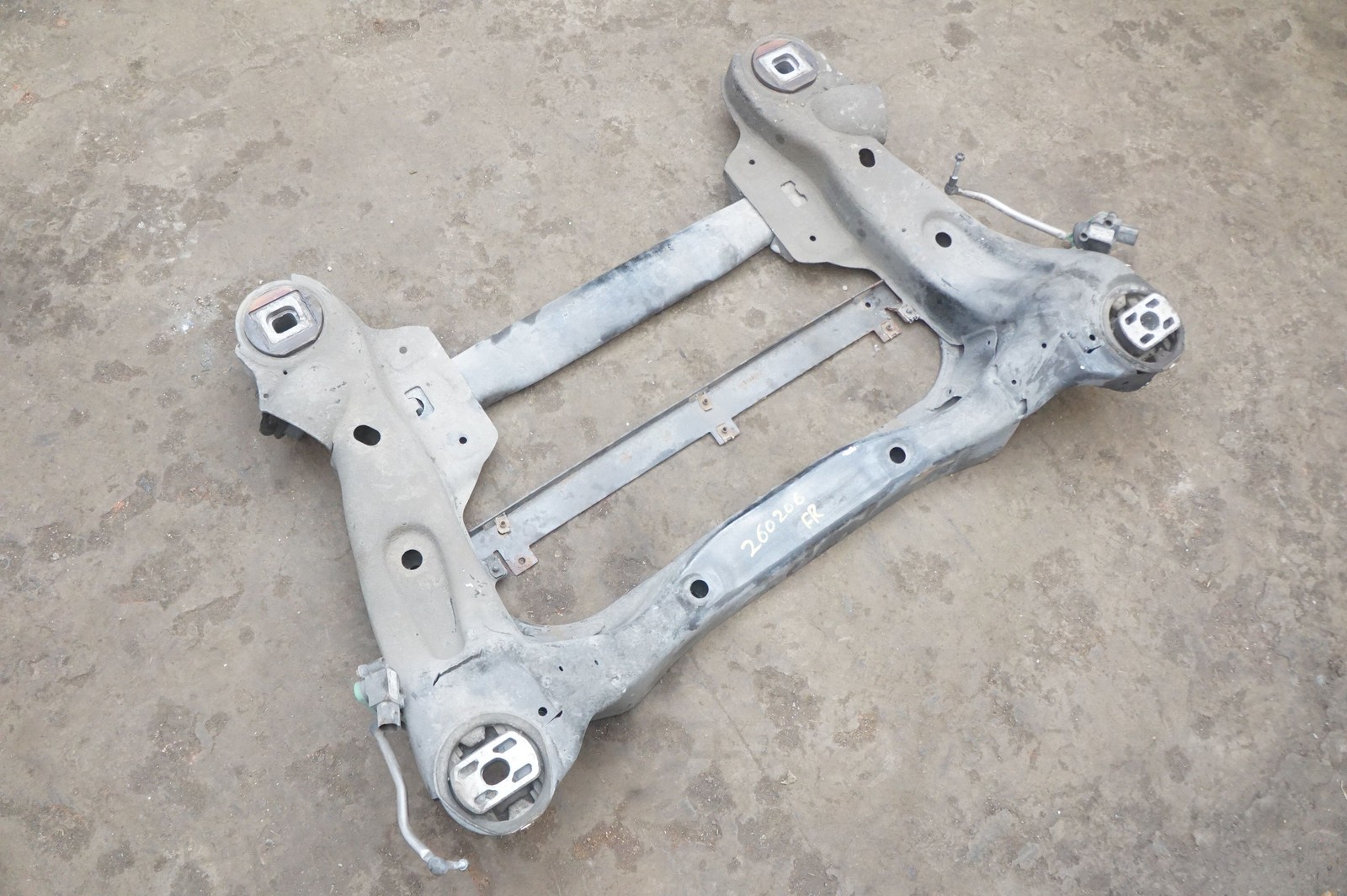 Front Subframe Cradle Crossmember 3W0399313B Bentley Continental Flying Spur 15