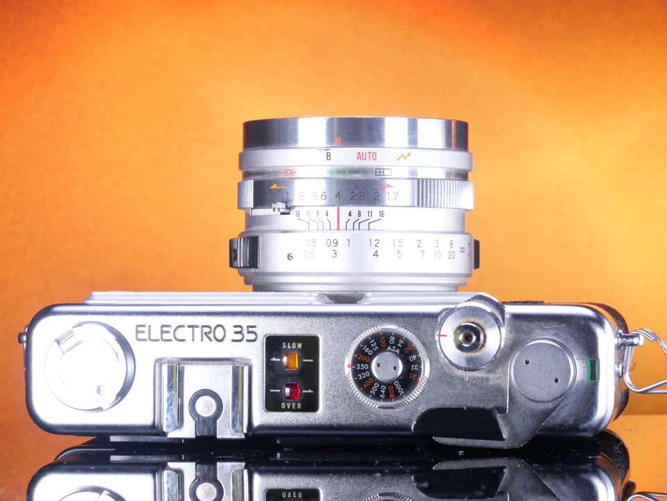 Vintage G Yashica Electro 35 GSN Camera w/ 1:1.7 Lens 45 mm Lens #H751782 - Image 3 of 4