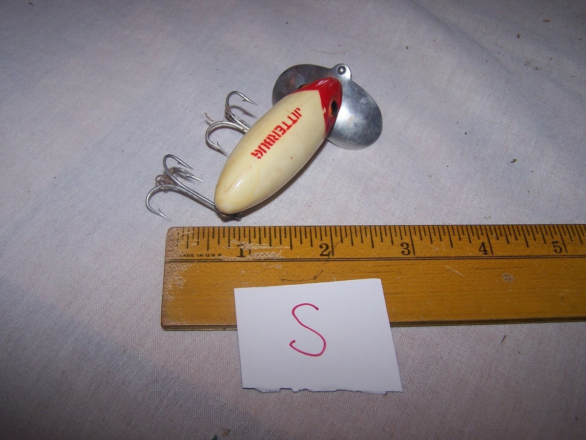 Ancien leurre de pêche plastique JITTERBUG FRED