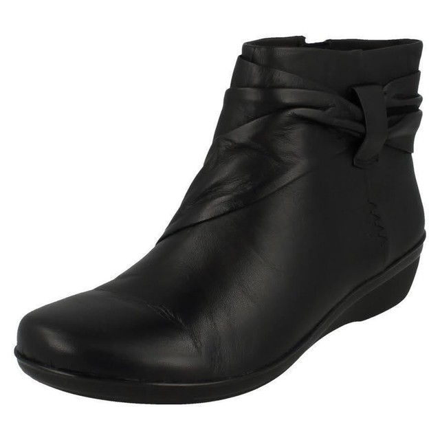 clarks ladies black ankle boots