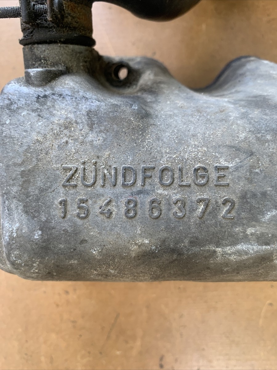 73-80 MERCEDES 4.5L 450SEL SL SLC OEM ENGINE VALVE COVER 73-80 MERCEDES 4.5L 450SEL SL SLC OEM ENGINE VALVE COVER