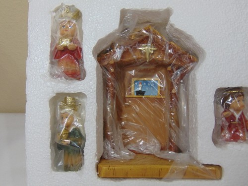 CHILDREN CHRISTMAS NATIVITY PAGEANT 11 PIECE SET ROMAN INC 2017 STABLE - Picture 3 of 9