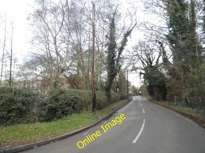 Foto 12x8 Whitehall Lane, Egham Sie können nur das Forschungslabor sehen c2014