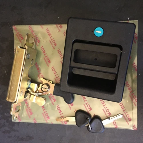 Cab Door Lock Cylinder With 2 Key for volvo ec480 ec480b