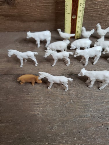 Konvolut 25 alte Bauernhoftiere Kunststoff - Bild 9 von 9