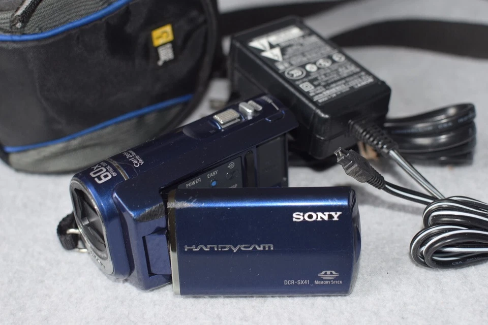 索尼 Handycam DCR-SX41 8GB 内置内存摄像机 60 倍变焦 带手提袋 — 第 3/4 张图片