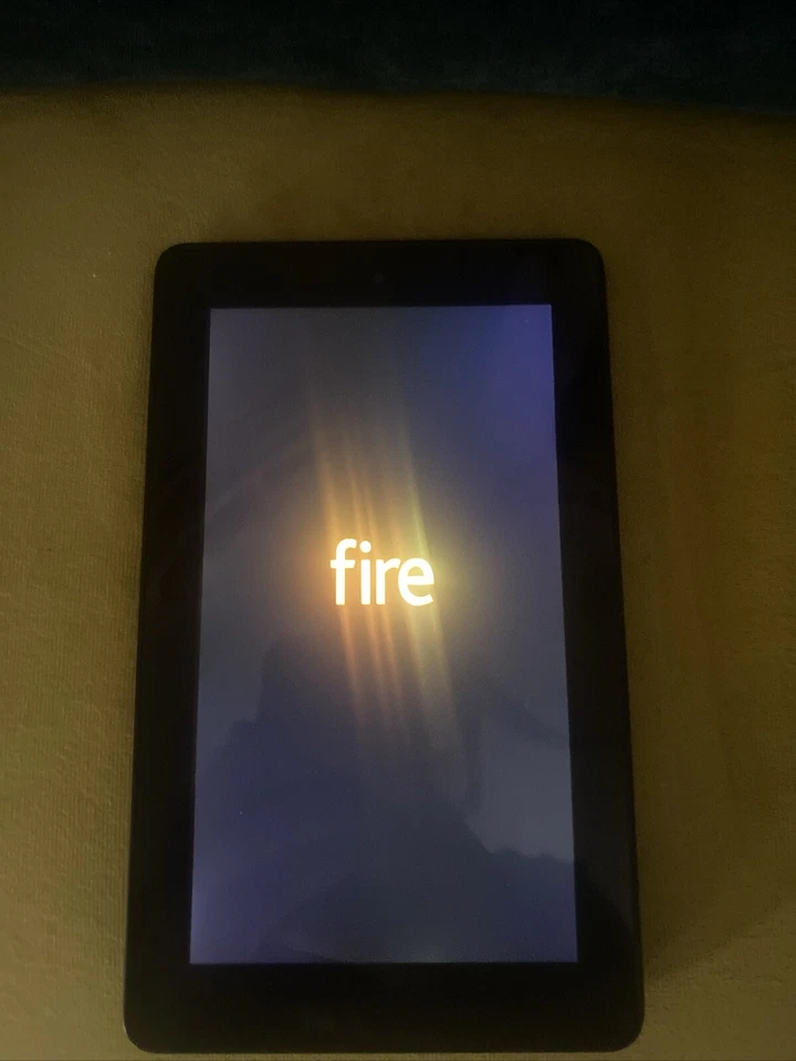 Amazon Fire 7 5th Gen SV98LN 7" 16GB, Wi-Fi PLEASE READ DESCRIPTION - Image 4 of 4