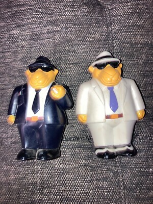 Joe Cool - Camel - Salt & Pepper Shakers