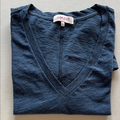 NWOT GOLDIE TEE SIGNATURE SLUB V NECK
