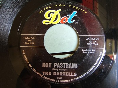 THE DARTELLS HOT PASTRAMI/DARTELL STOMP Dot Records 45-15453 210419t1-rcd-7-rk