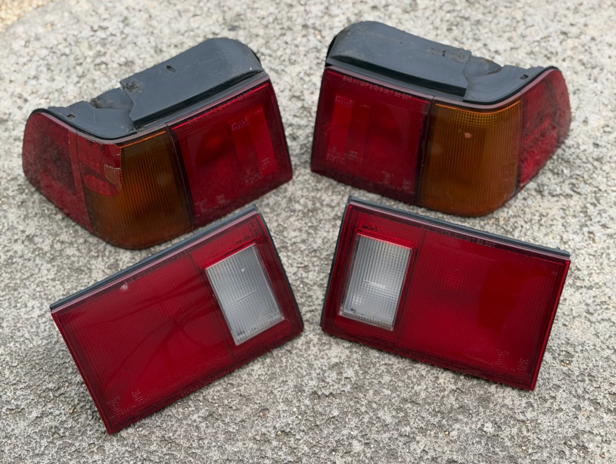 EF2 シビックシャトル 左右テールランプ 043-8334 OEM Honda Civic Wagon Shuttle EF Tail Lights Set Stanley 043-8334