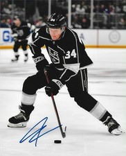 Arthur Kaliyev Signed 8x10 Photo Los Angeles Kings #1