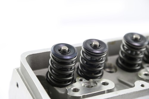 SBC Chevy 350 Complete Straight Aluminum Cylinder Heads 190cc 64 Studs G Plates - Picture 3 of 4