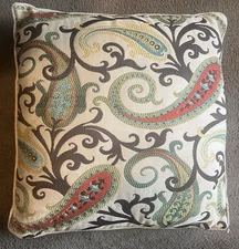 KIRKLAND'S HOME GRAND ESTATE THROW PILLOW EMBROIDERED PAISLEY PATTERN 17" X 17"
