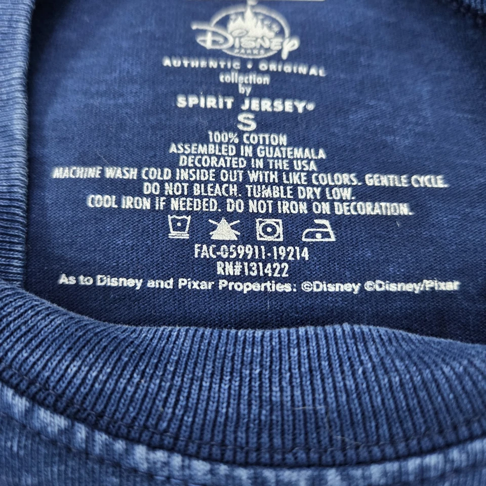 Camisa Disney Hombres S Azul Woody Sheriff Insignia Espíritu Jersey Logo Manga Larga Foto 2 de 4