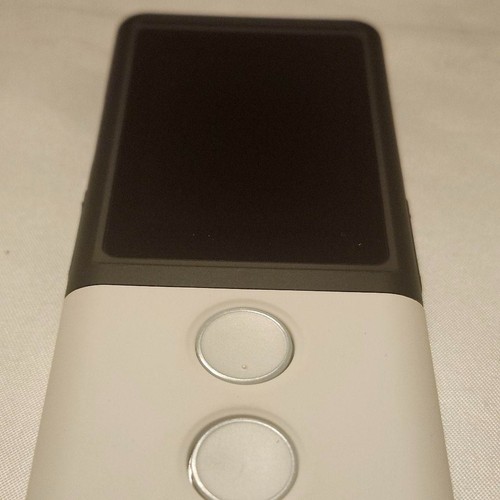 Vasco Translator M3 : Voice and camera translation supports 76 languages in 200 - Picture 3 of 4