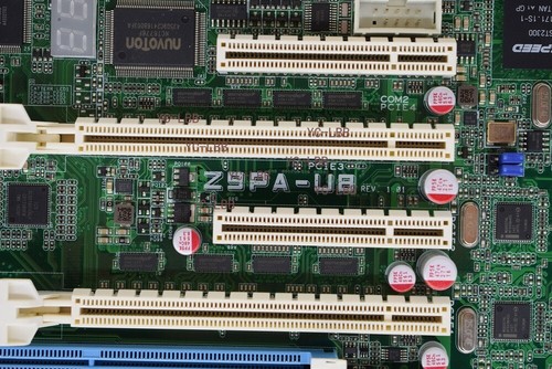 ASUS Z9PA-U8 Motherboard ATX Intel C602-A LGA2011 DDR3 SATA2/3 VGA RJ45 PS/2+I/O - Afbeelding 4 van 5