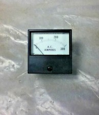 Triplett 230-GL AC Volt Meter