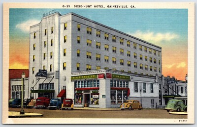 Gainesville, GA 1940s Linen Postcard-Dixie Hunt Hotel & Drug Store Soda Fountain