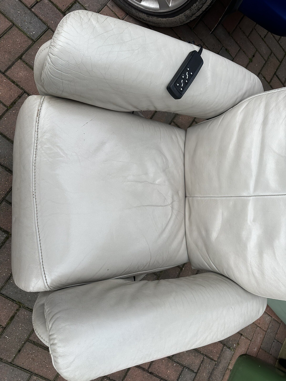 Himolla Power Swivel Recliner Leather Chair Integral Footrest 1 of 2 eBay