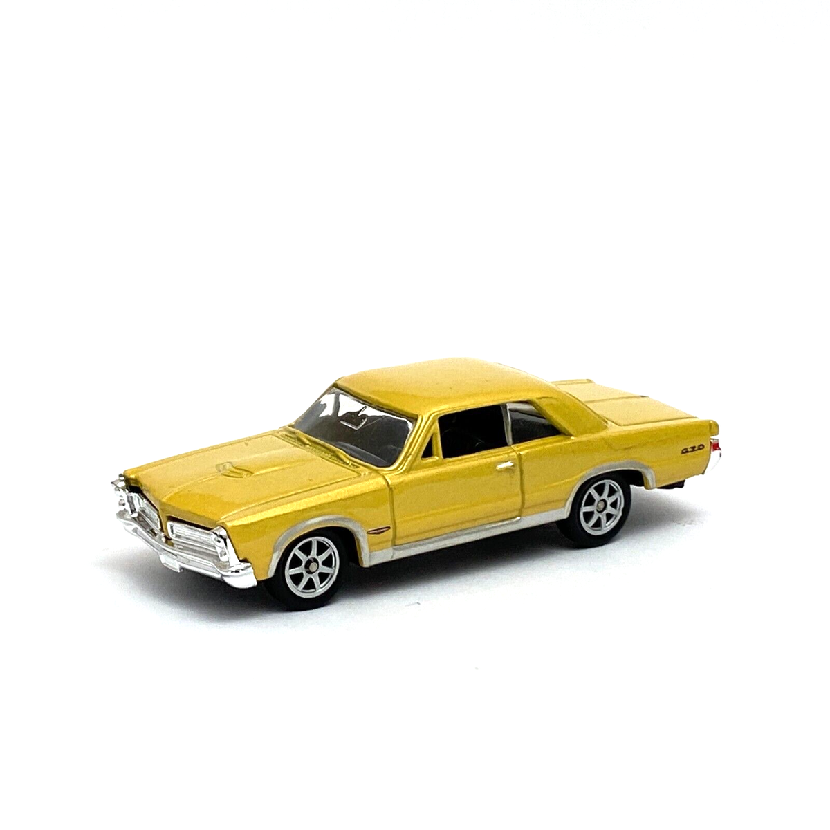 1965 Pontiac GTO Gold Welly 1:60 1:64 Series Scale Toy Car 52230