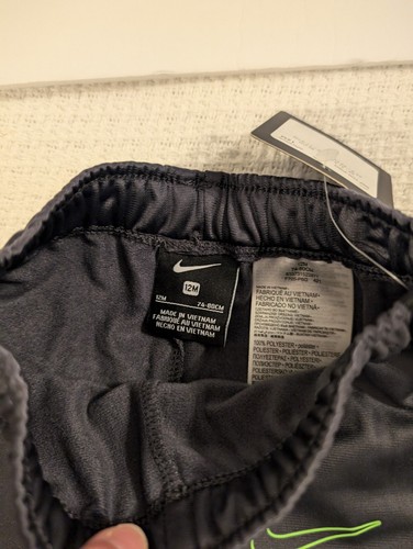 Nike Baby Boy 2 Piece Jogging Set ~ Zip Up Black & Gray~ Tracksuit Size 12 Month - Picture 11 of 12