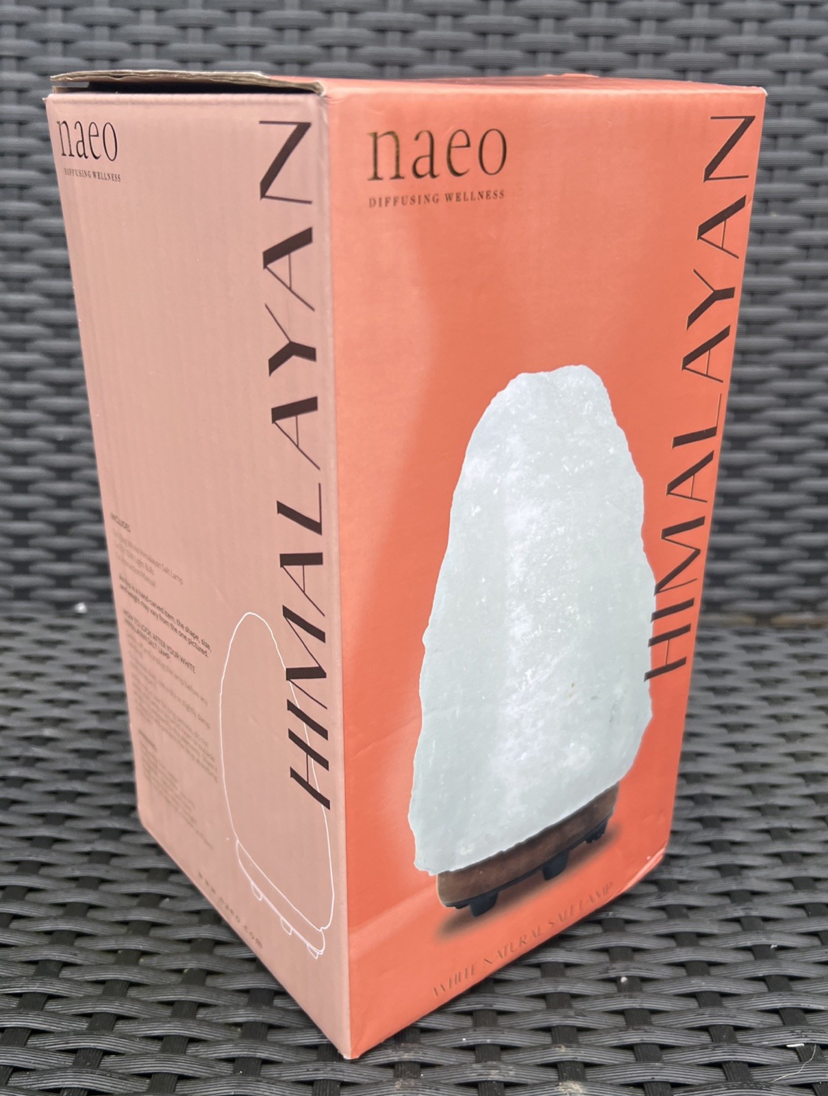 Himalayan Salt Lamp 1-2 kg by Naeo Diffusing Wellness