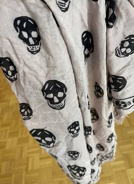 Alexander McQueen Totenkopf Schal / Scull Scarf
