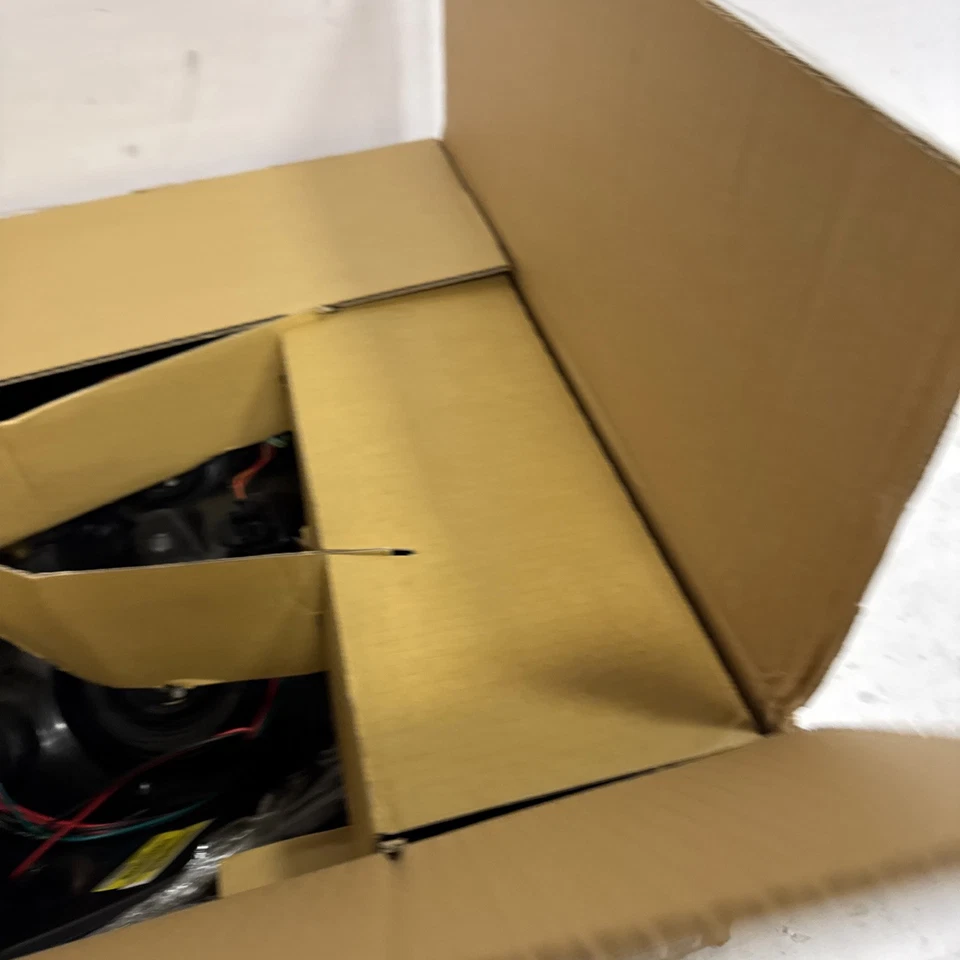 Faro delantero para 08-14 Nissan Titan conductor izquierdo CAPA Foto 3 de 3