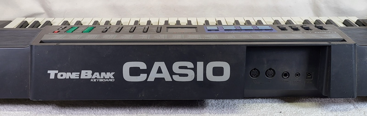 CASIO CT-655 Tone Bank 61-key Keyboard Synthesizer Memory & Tone