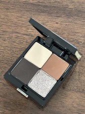 Trish McEvoy Makeup Wardrobing Refillable Compact with 4 Eye Shadows
