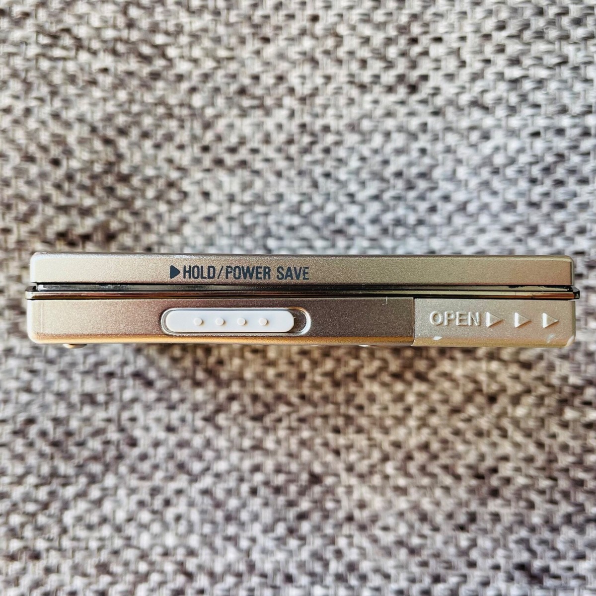 ポータブルプレーヤー aiwa AM-HX100 Aiwa AM-HX100 Portable MD Player Remote Earphones MDLP