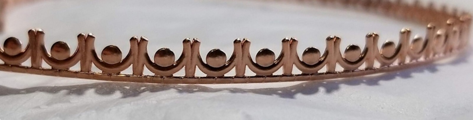 99% Copper Gallery Bezel Wire "Swag" Pattern x 12 Inch (5.44 x 0.66mm)