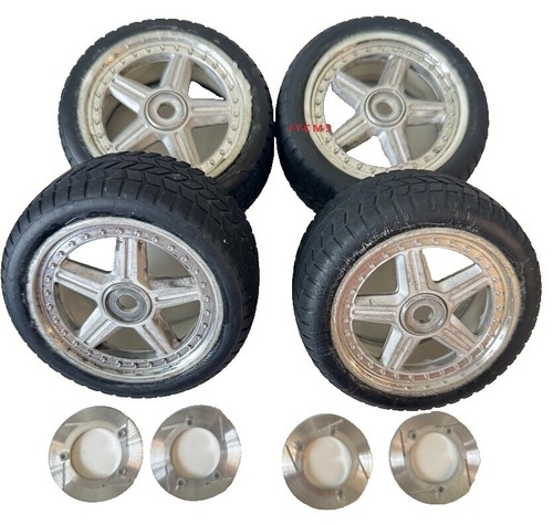 Kyosho 1/32 CLAAS AXION 870 8 Wheel (4 Wheel) Conversion Kit