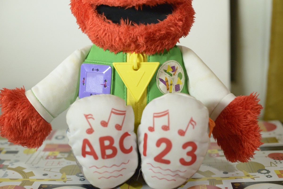 Hasbro Sesame Street Ready for school Elmo 14