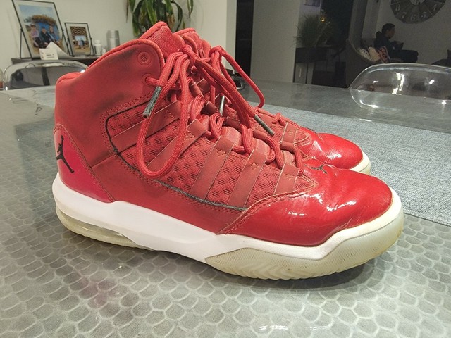 Nike Jordan Max Aura Basketball Shoes Red White Youth Size 5Y CQ9544-600  2019 for sale online | eBay