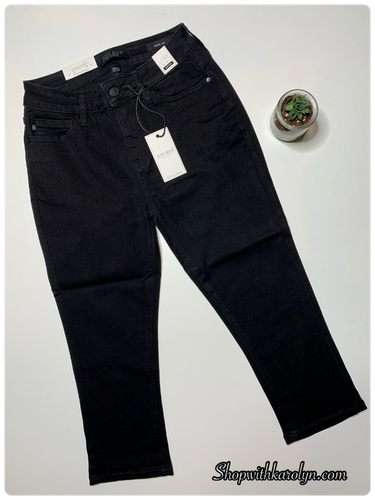 SALE Judy Blue NWT 22W 41.5 Black Capri 