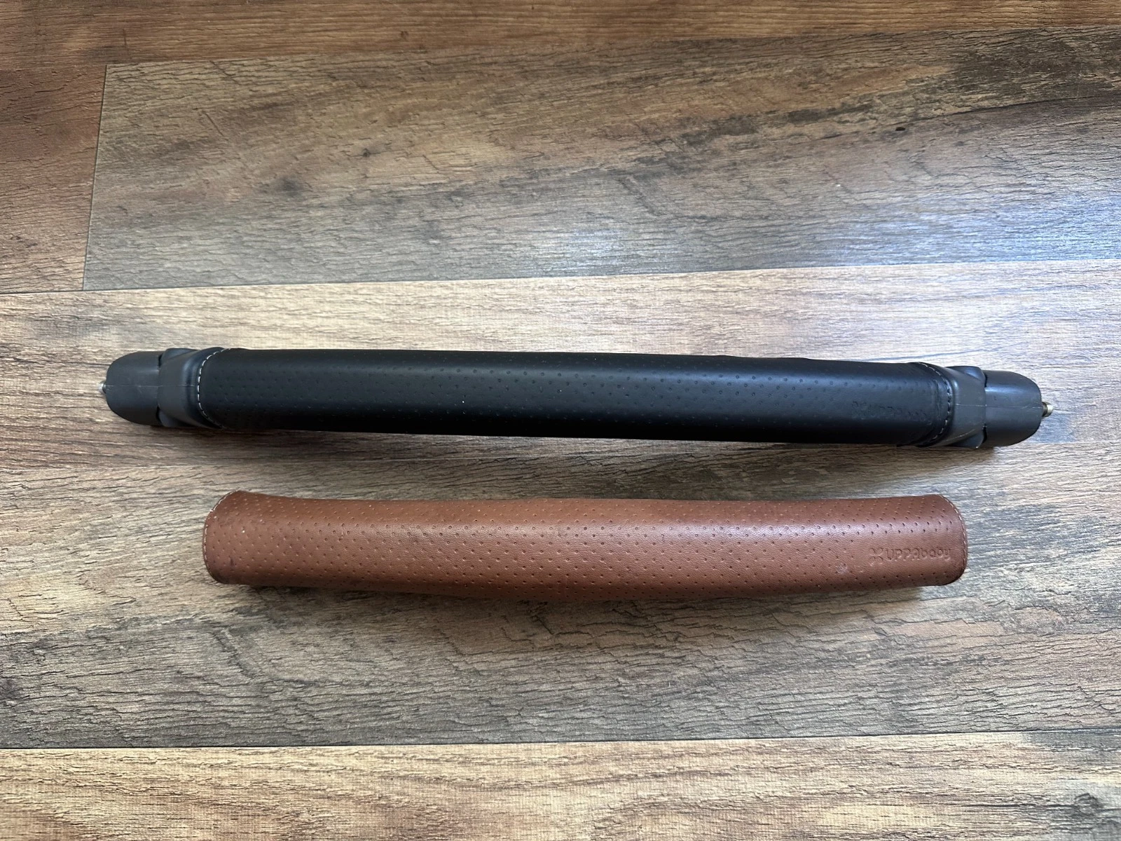 UPPAbaby Bumper Bar Black+Brown Leather Vista/Vista V2 / Cruz / Cruz V2 Stroller