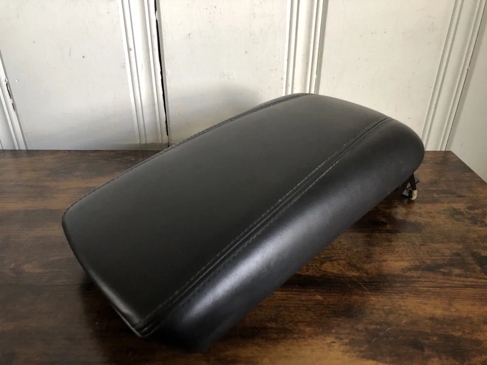 Chrysler 200 200S 2015-2017 consola tapa reposabrazos central cuero negro OEM limpio Foto 2 de 4